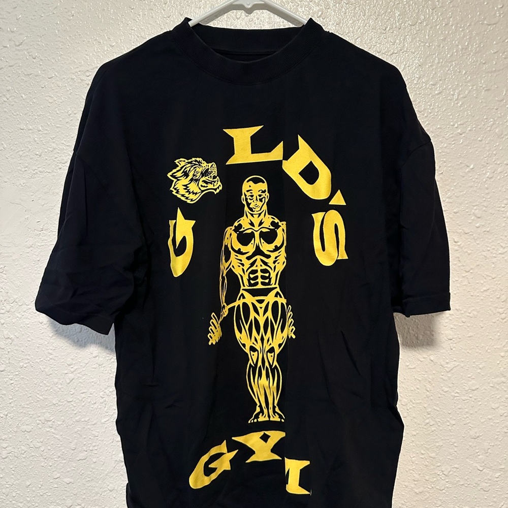Darc Sport Golds Gym sz Large
